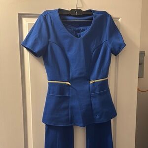 Jaanuu Blue scrub set
